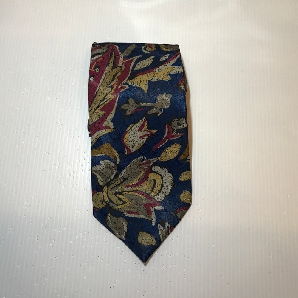Towncraft Floral Classic Wide Mens Necktie